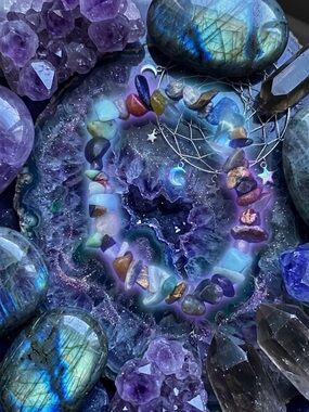 Hand Crafted Chakra Chip Bracelet